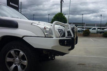 Load image into Gallery viewer, Deluxe Commercial Bull Bar - Toyota Prado 120 series BBCD008