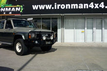Load image into Gallery viewer, Deluxe Commercial Bull Bar - Nissan Patrol Y60 GQ Wagon and Coil Cab BBCD010