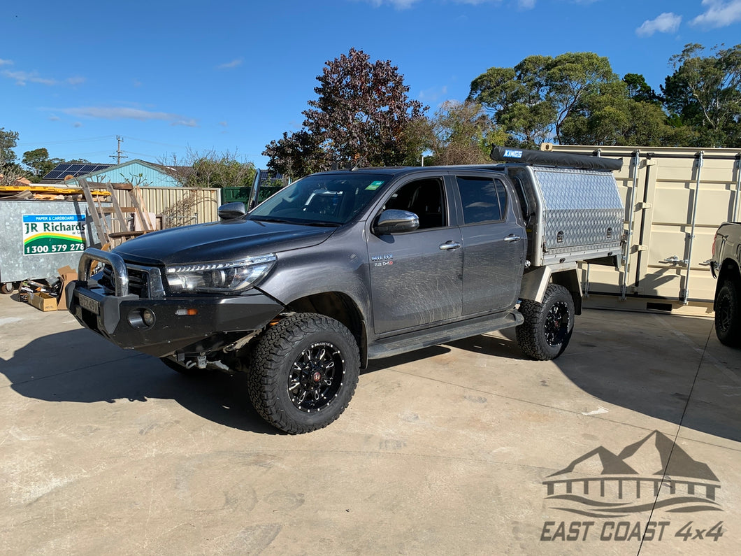 Proguard No Loop Bull Bar - Toyota Hilux Revo facelift 5/2018 onwards (Suits Wide Body Models Only - Hi-Rider 4x2/Dual Cab 4x4/Extra Cab 4x4 Workmate SR and SR5) BBT065-NL